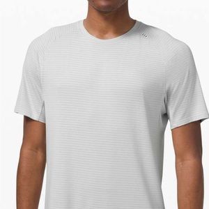 Lululemon Drysense Training Shirt - Short Sleeve - Heathered Vapor - size M